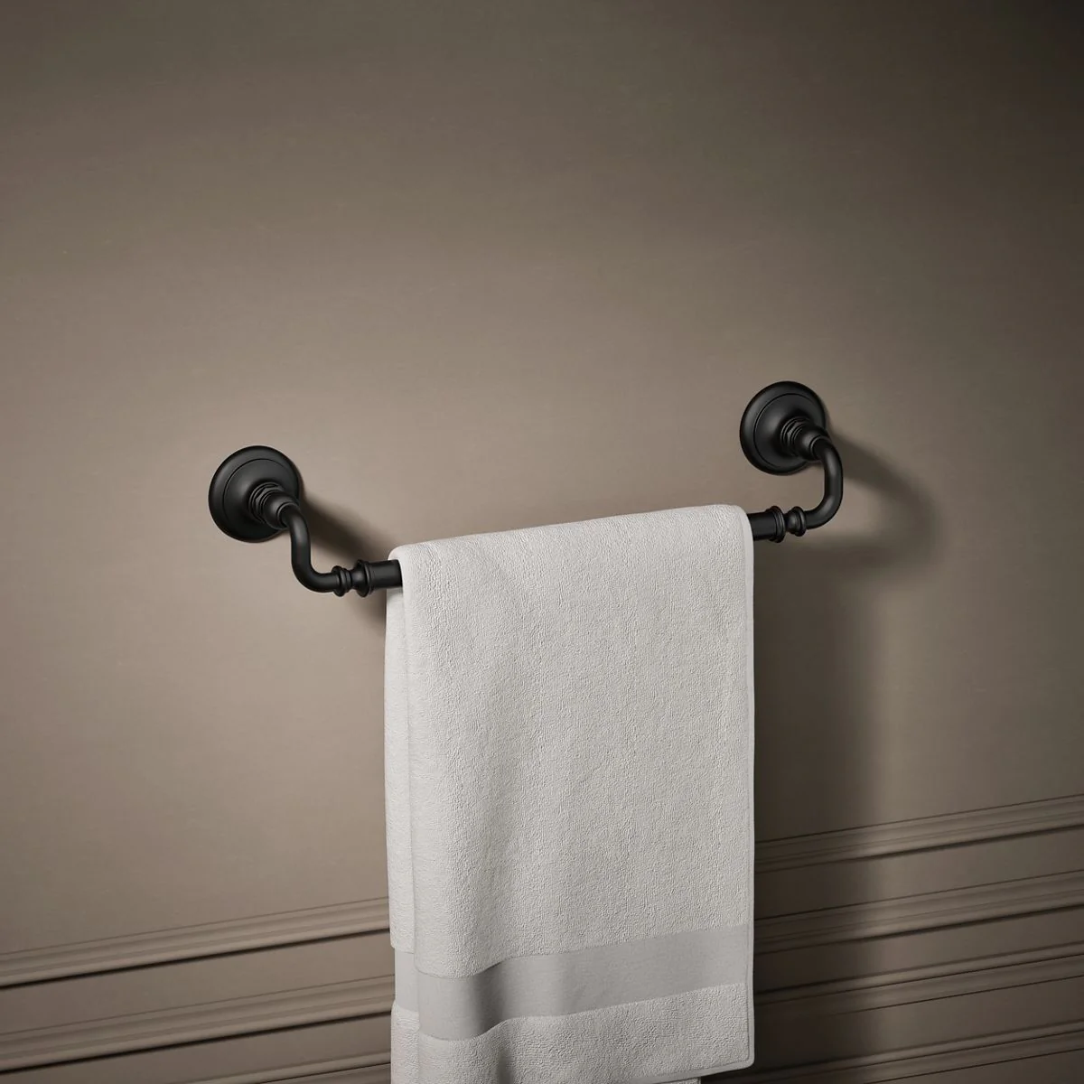 KOHLER K-72567 Artifacts 18" towel bar - Image 22