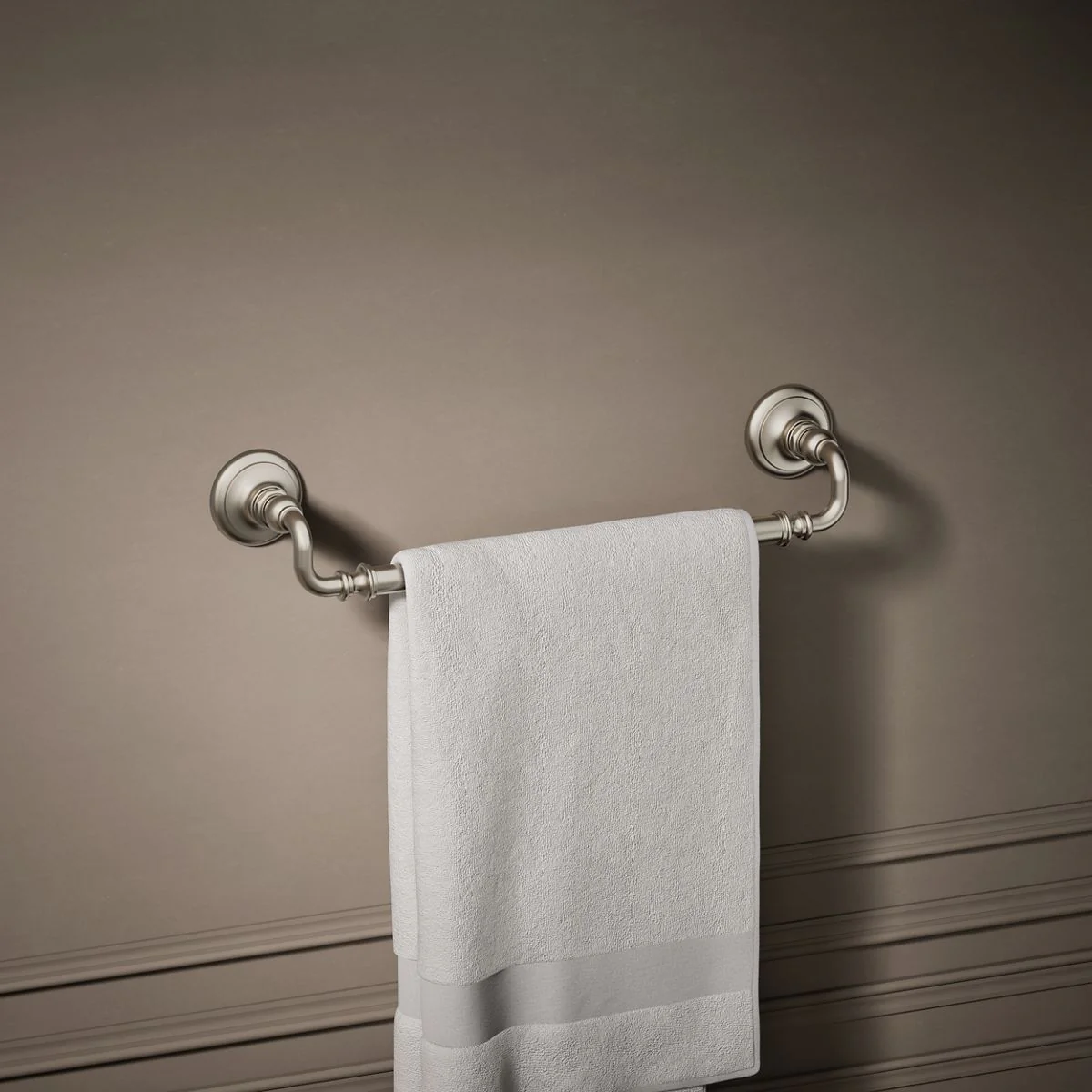 KOHLER K-72567 Artifacts 18" towel bar - Image 27