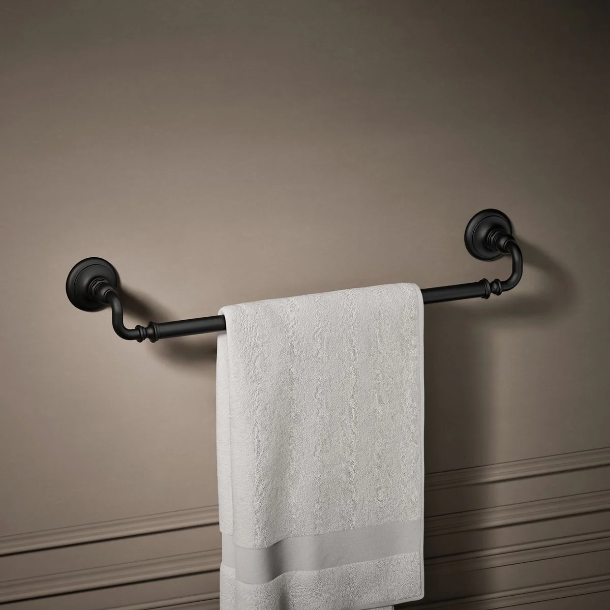 KOHLER K-72568 Artifacts 24" towel bar - Image 22